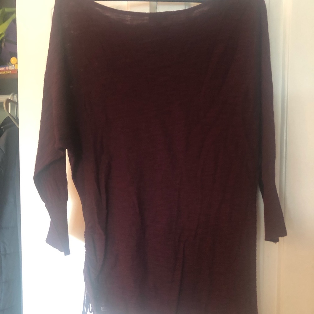 Express Sweater - Picture 2 of 3